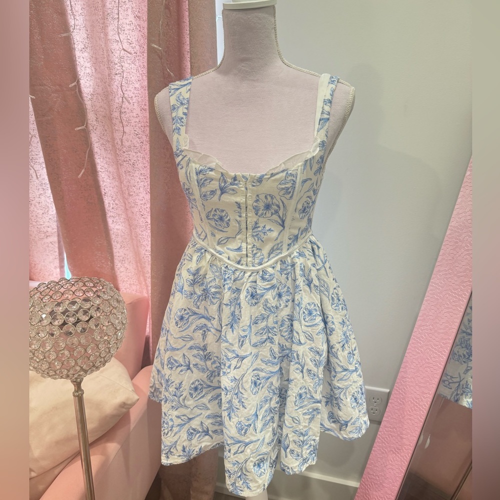 For Love & Lemons Corset Dress 🍋✨🤍